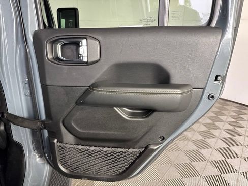 Certified 2025 Jeep Wrangler Unlimited Sahara AWD/4WD image 45