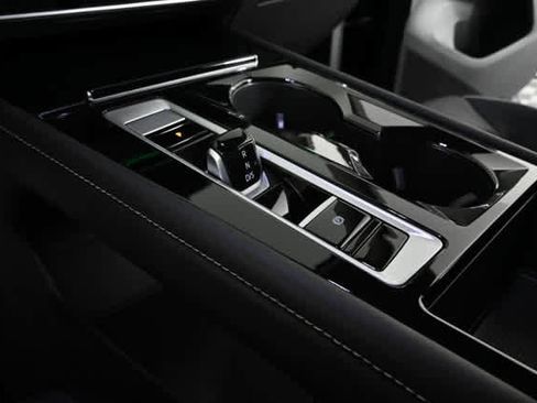 Used 2025 Volkswagen Atlas SEL Premium R-Line AWD/4WD image 30