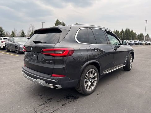 Used 2023 BMW X5 xDrive40i w/ Premium Package image 4