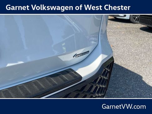 New 2026 Volkswagen Tiguan SE R-Line AWD/4WD image 31