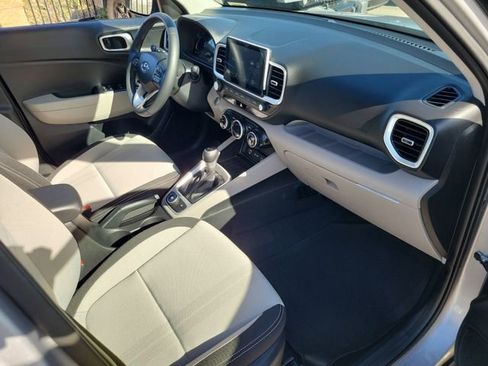 New 2026 Hyundai Venue SEL image 18