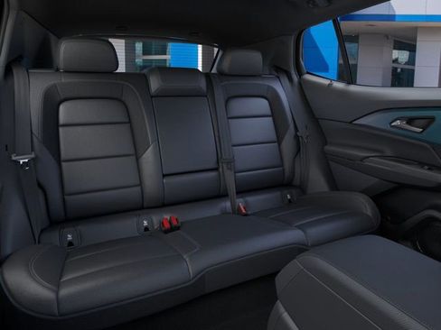 New 2026 Chevrolet Equinox EV LT image 43