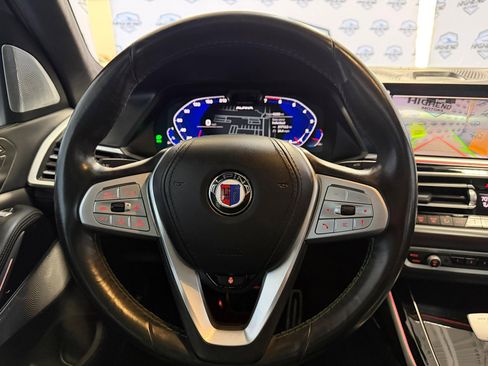 Used 2021 BMW ALPINA XB7 image 32