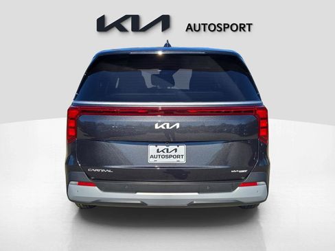 New 2026 Kia Carnival image 9