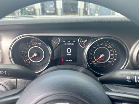 Used 2020 Jeep Wrangler Unlimited Sport AWD/4WD image 17