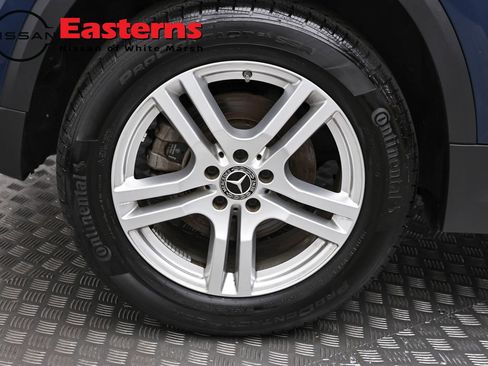 Used 2023 Mercedes-Benz GLA 250 4MATIC w/ Premium Package image 30