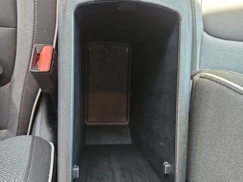 Used 2023 Chevrolet TrailBlazer LT w/ Convenience Package FWD image 26