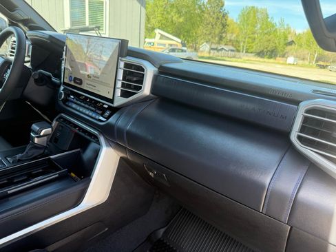 Used 2025 Toyota Tundra Platinum AWD/4WD image 16