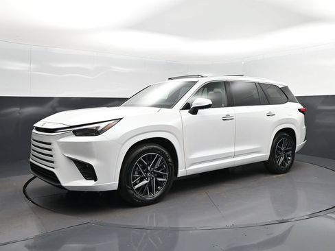 New 2026 Lexus TX 350 AWD image 3