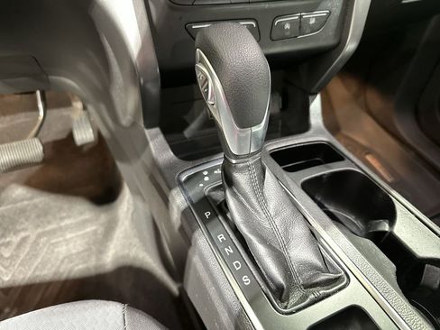 Used 2019 Ford Escape SE image 20