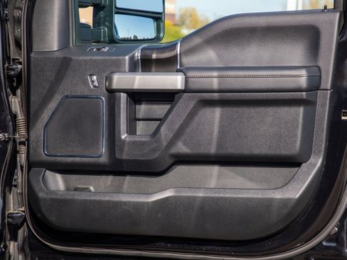 Used 2019 Ford F250 Platinum w/ Platinum Ultimate Package image 13