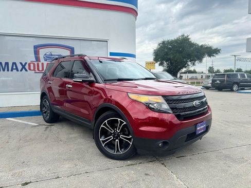 Used 2014 Ford Explorer Sport w/ Equipment Group 401A AWD/4WD image 18