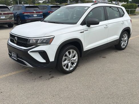 Certified 2023 Volkswagen Taos S AWD/4WD image 3