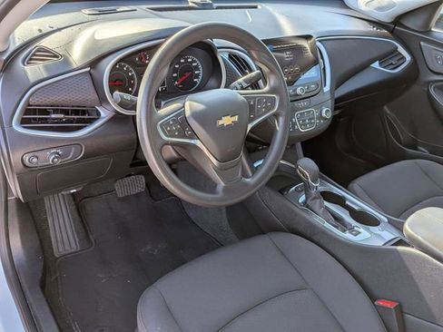 Used 2024 Chevrolet Malibu LT image 17
