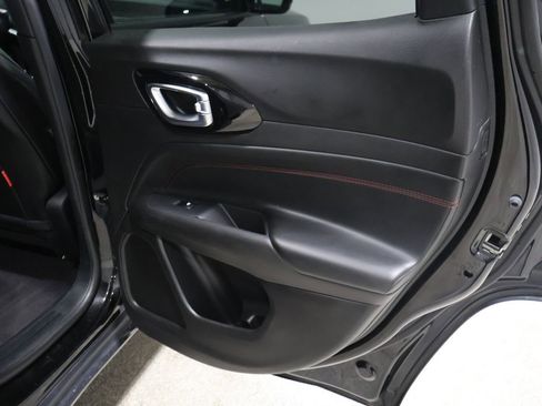 Used 2024 Jeep Compass Trailhawk image 21