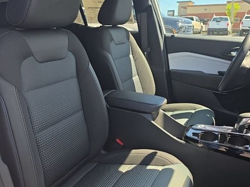 New 2026 Chevrolet Trax LT w/ Driver Confidence Package FWD image 25