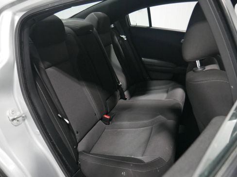 Used 2022 Dodge Charger SXT w/ Blacktop Package image 16