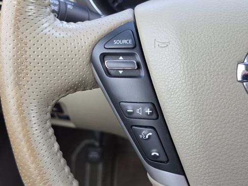 Used 2011 Nissan Murano LE AWD/4WD image 20