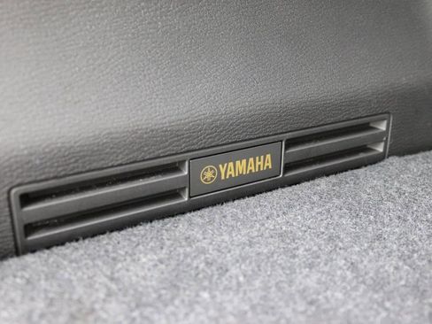 Used 2025 Mitsubishi Outlander AWD image 16