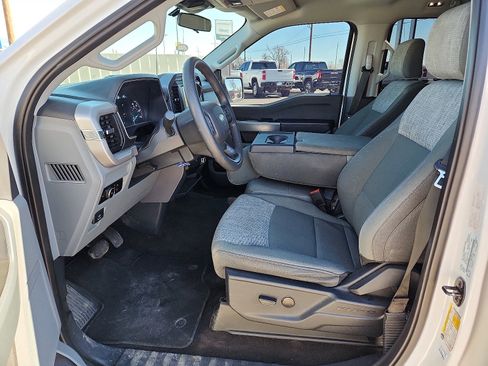 Used 2023 Ford F150 XLT w/ Trailer Tow Package image 10