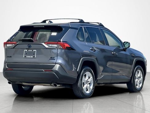 Certified 2021 Toyota RAV4 XLE w/ Convenience Package AWD/4WD image 5