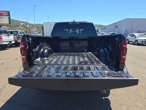 Used 2019 RAM 1500 Laramie w/ Sport Appearance Package AWD/4WD image 19