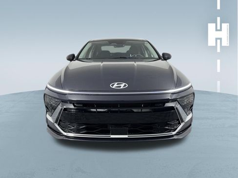 Used 2024 Hyundai Sonata SEL w/ Convenience Package FWD image 3
