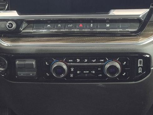 Used 2025 Chevrolet Silverado 1500 LT image 22