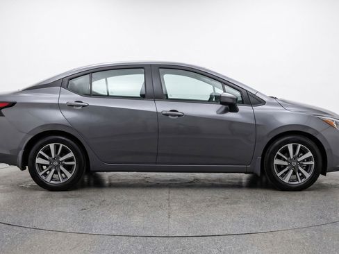 Used 2025 Nissan Versa SV FWD image 11