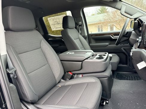 New 2026 GMC Sierra 1500 SLE w/ Preferred Package image 19