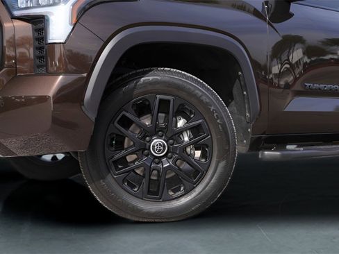 Used 2024 Toyota Tundra Limited image 4
