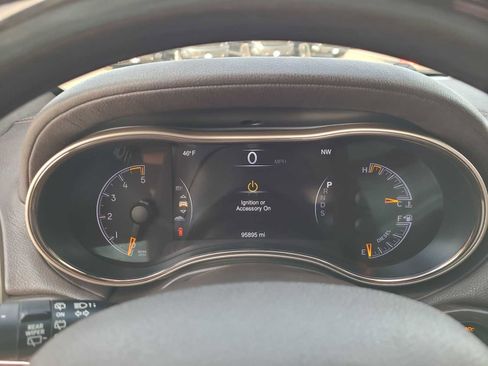 Used 2015 Jeep Grand Cherokee Summit image 26