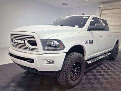Used 2018 RAM 2500 Laramie w/ Sport Appearance Group AWD/4WD image 3