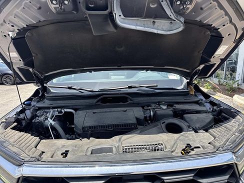 Used 2023 Honda Pilot EX-L image 3