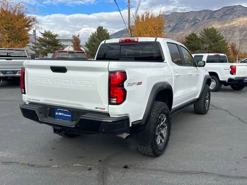 Certified 2024 Chevrolet Colorado ZR2 w/ Technology Package image 9