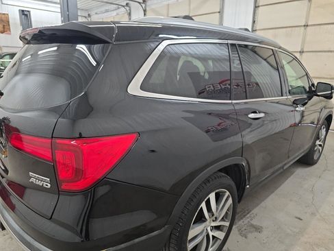 Used 2016 Honda Pilot Touring image 14