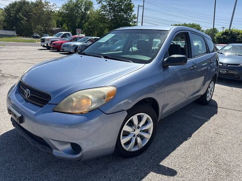 Used 2007 Toyota Matrix FWD image 3