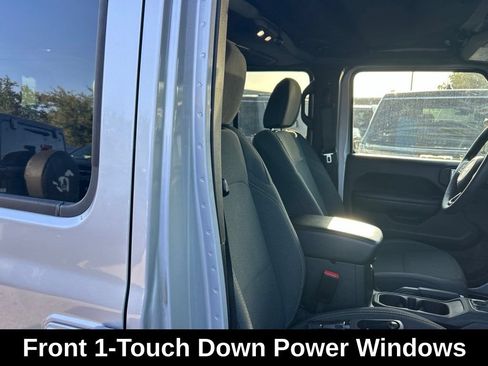 Used 2024 Jeep Wrangler Unlimited Sport AWD/4WD image 22