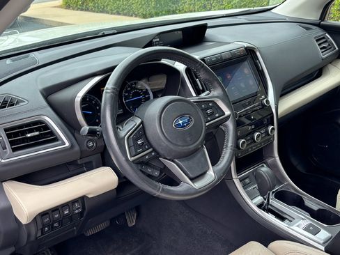 Used 2022 Subaru Ascent Limited w/ Technology Package AWD/4WD image 12
