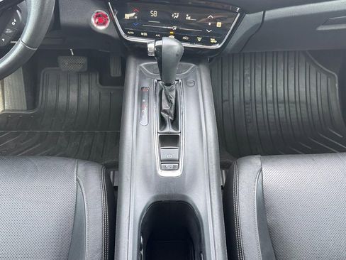 Used 2021 Honda HR-V EX-L image 16