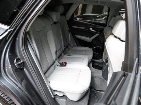 Used 2018 Audi Q5 Prestige image 43