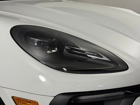 New 2025 Porsche Macan S image 15