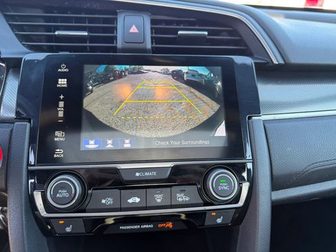 Used 2018 Honda Civic EX image 18