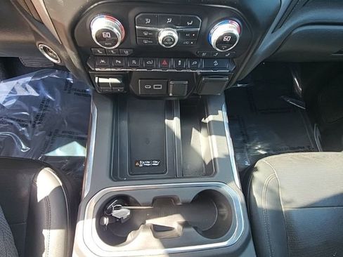 Used 2021 GMC Sierra 1500 SLT image 16