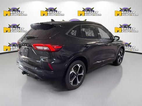 Used 2023 Ford Escape ST-Line Select w/ Tech Pack #1 AWD/4WD image 4
