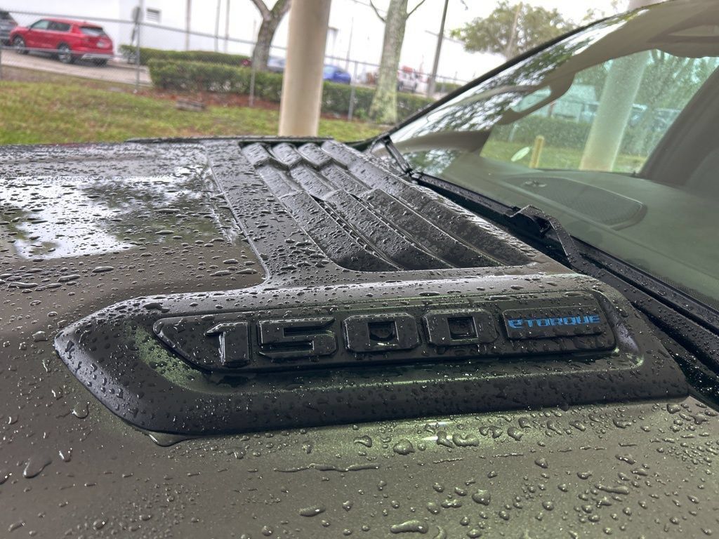 New 2025 RAM 1500 Tradesman AWD/4WD image 15