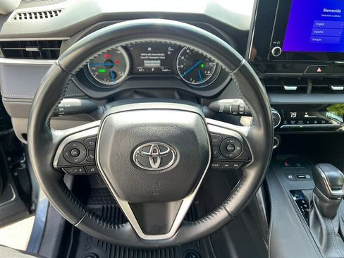 Used 2024 Toyota Venza LE AWD/4WD image 31