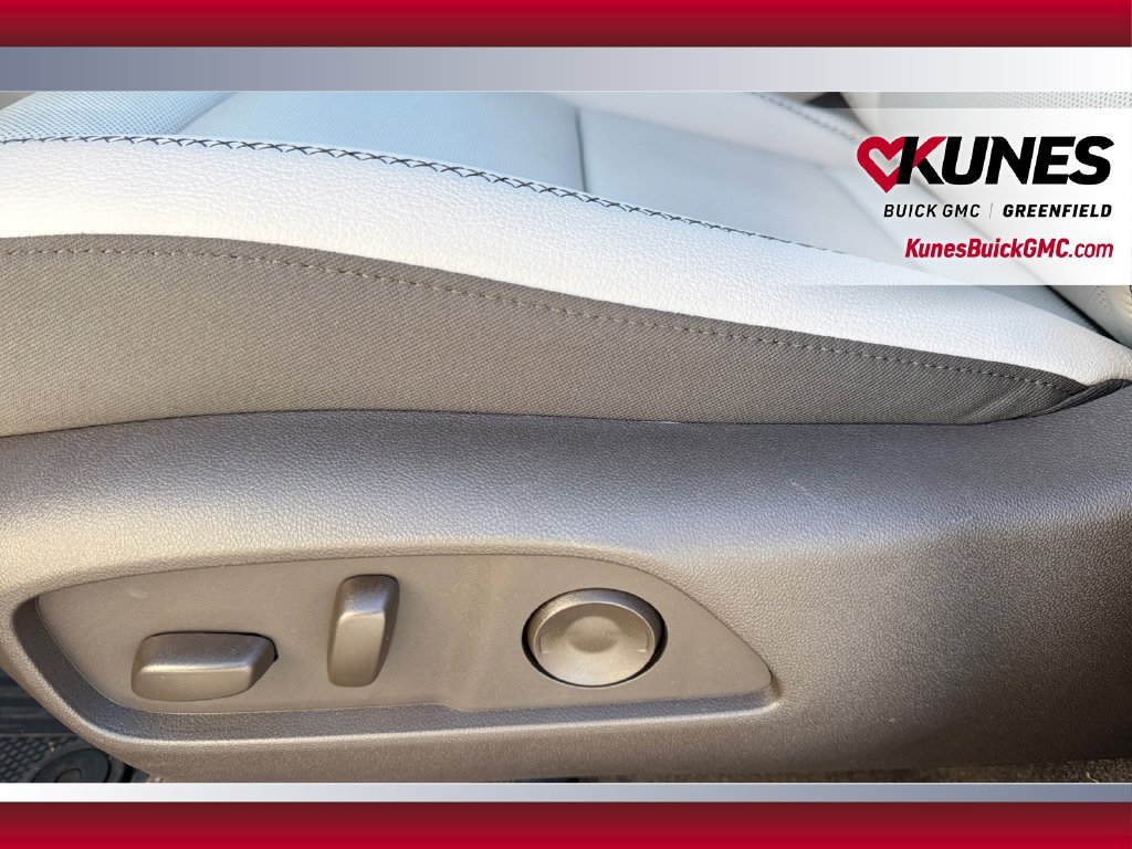 New 2027 GMC Terrain Denali w/ LPO, Floor Liner Package AWD/4WD image 22