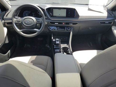 Certified 2023 Hyundai Sonata SEL w/ Convenience Package FWD image 23