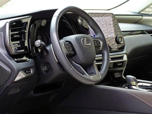 Used 2023 Lexus RX 350 FWD image 16